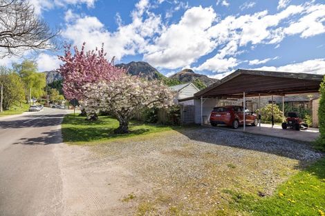 Photo of property in 33 Wiltshire Street, Arrowtown, 9302