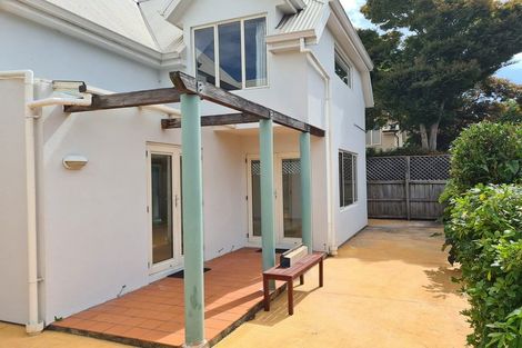 Photo of property in 2/97 Clyde Road, Ilam, Christchurch, 8041