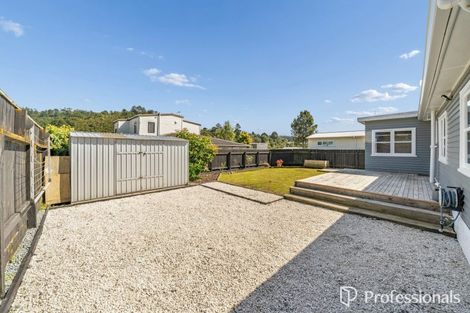 Photo of property in 400 Stokes Valley Road, Stokes Valley, Lower Hutt, 5019