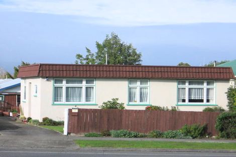 Photo of property in 10 Napier Road, Terrace End, Palmerston North, 4410