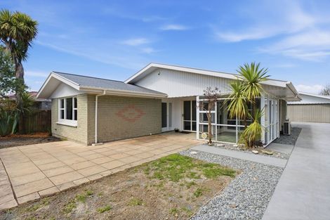 Photo of property in 28 Erica Street, Papanui, Christchurch, 8053