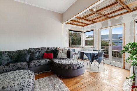 Photo of property in 24 Jean Place, Stanmore Bay, Whangaparaoa, 0932