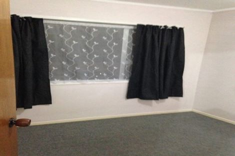 Photo of property in 1/26 Bayview Road, Bayview, Auckland, 0629