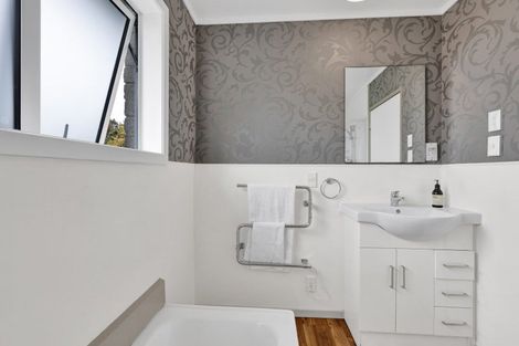 Photo of property in 30 Harris Street, Waitara, 4320