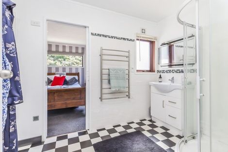 Photo of property in 34 Wye Street, Island Bay, Wellington, 6023