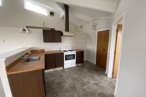 Photo of property in 1/46 Highland Park Drive, Highland Park, Auckland, 2010