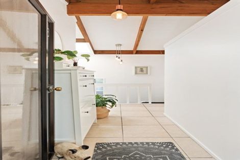 Photo of property in 16b Godden Crescent, Orakei, Auckland, 1071