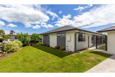 Photo of property in 8 Carteret Place, Aranui, Christchurch, 8061