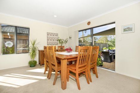 Photo of property in 30 Blackwood Drive, Wattle Downs, Auckland, 2103