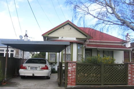 Photo of property in 141 Whites Line East, Waiwhetu, Lower Hutt, 5010