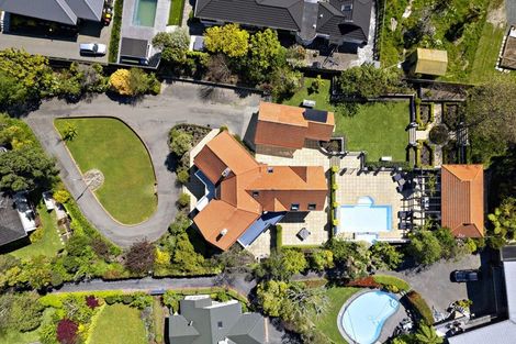 Photo of property in 60 Cheviot Road, Lowry Bay, Lower Hutt, 5013