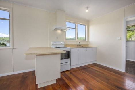 Photo of property in 48 Gloucester Street, Cannons Creek, Porirua, 5024