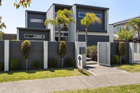 Photo of property in 37 Forstera Way, Papamoa Beach, Papamoa, 3118