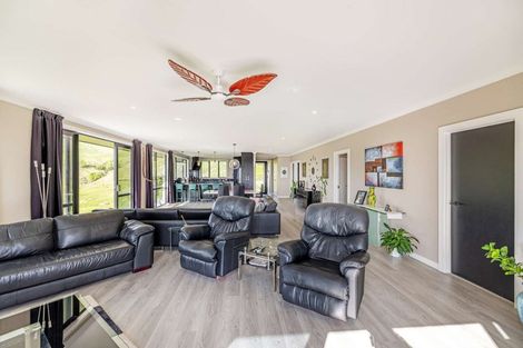 Photo of property in 153 Wheatstone Road, Wainui, Gisborne, 4073