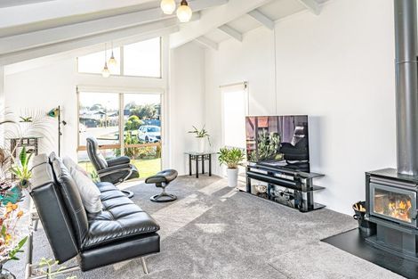 Photo of property in 15 Banks Place, Tawhero, Whanganui, 4501