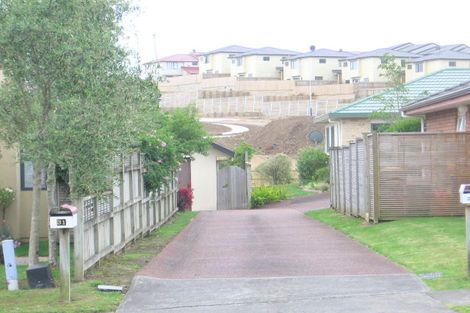 Photo of property in 29 Ponderosa Drive, Oteha, Auckland, 0632