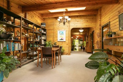 Photo of property in 19-21 Mountain Road, Henderson Valley, Auckland, 0612