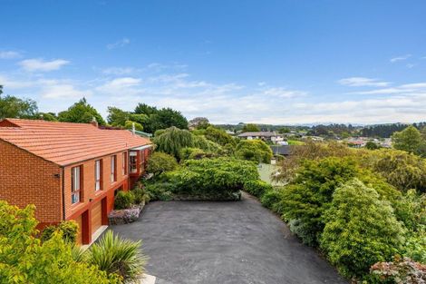 Photo of property in 16 Solway Street, Holmes Hill, Oamaru, 9401