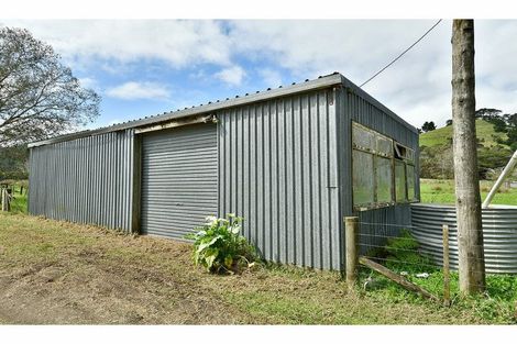 Photo of property in 2882 Kaipara Coast Highway, Glorit, Warkworth, 0984