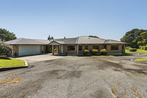 Photo of property in 869 Carrington Road, Hurworth, New Plymouth, 4371