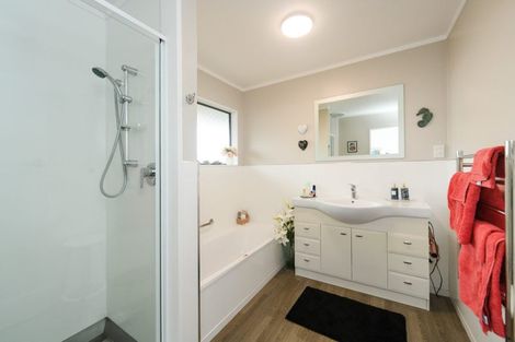 Photo of property in 166b Fitzherbert Avenue, West End, Palmerston North, 4410