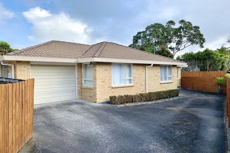 Photo of property in 1a Bishop Street, Green Bay, Auckland, 0604