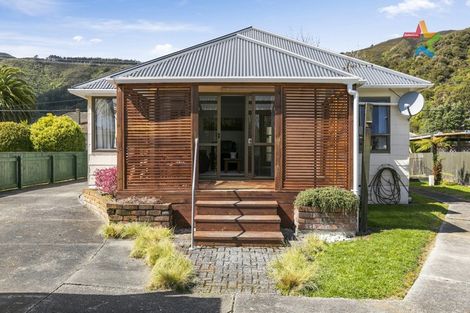 Photo of property in 195 Waddington Drive, Naenae, Lower Hutt, 5011