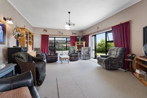 Photo of property in 20 Tawari Street, Inglewood, 4330