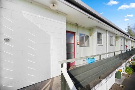 Photo of property in 4/211 River Road, Claudelands, Hamilton, 3214
