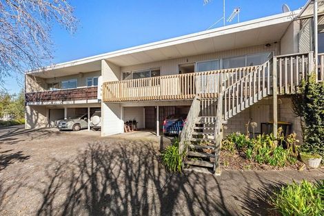 Photo of property in 2/18 Bevyn Street, Castor Bay, Auckland, 0620