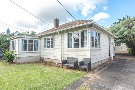 Photo of property in 51 Swiss Avenue, Gonville, Whanganui, 4501
