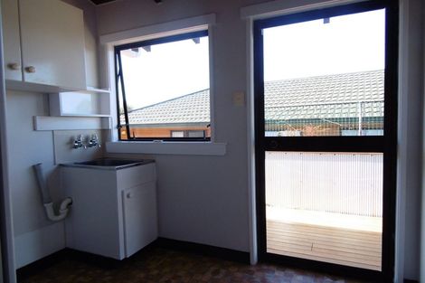 Photo of property in 61 Rhinevale Close, Henderson, Auckland, 0612