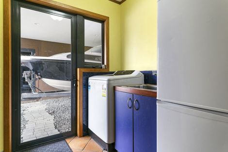 Photo of property in 200 Gillespie Place, Acacia Bay, Taupo, 3385