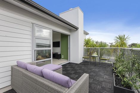 Photo of property in 6 Regent Street, Devonport, Auckland, 0624