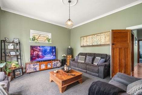 Photo of property in 160 Fitzherbert Street, Featherston, 5710