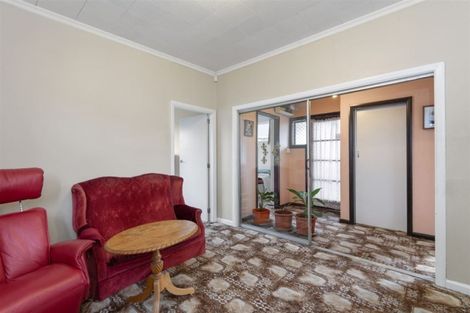 Photo of property in 128 Birdwood Avenue, Beckenham, Christchurch, 8023