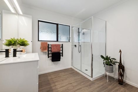 Photo of property in 9 Erin Street, Hawera, 4610