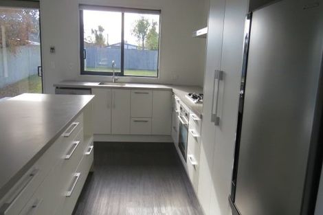 Photo of property in 75 Ascot Avenue, North New Brighton, Christchurch, 8083