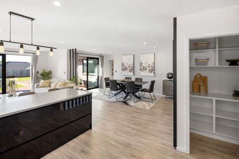 Photo of property in 4 Paiaka Place, Rototuna North, Hamilton, 3210