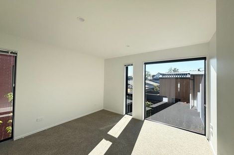 Photo of property in 1/88 Holly Road, St Albans, Christchurch, 8014