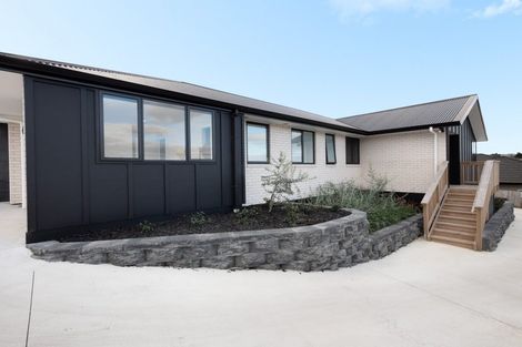 Photo of property in 27 Fairfax Crescent, Pyes Pa, Tauranga, 3112