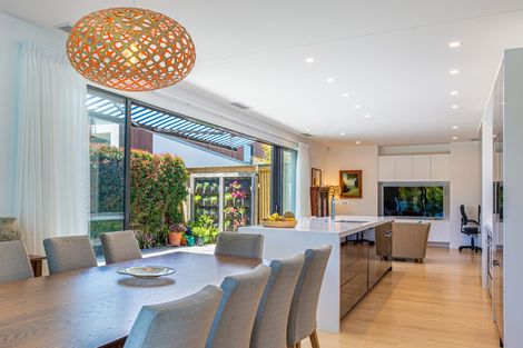 Photo of property in 12a Park Avenue, Takapuna, Auckland, 0622