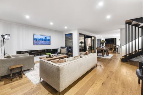 Photo of property in 5a Allison Avenue, Mount Maunganui, 3116