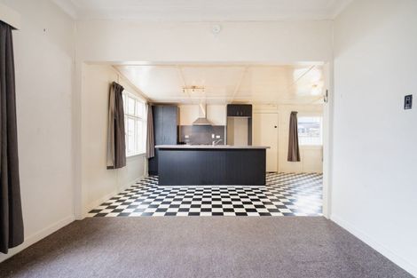 Photo of property in 37 Melbourne Street, South Dunedin, Dunedin, 9012