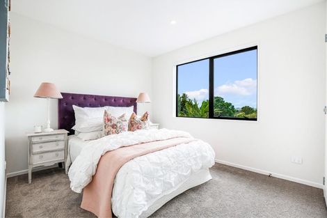 Photo of property in 16a Sheridan Drive, New Lynn, Auckland, 0600