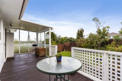Photo of property in 42 Juniper Road, Sunnynook, Auckland, 0620