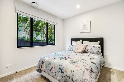 Photo of property in 34a Lyons Avenue, Murrays Bay, Auckland, 0630