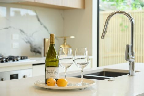 Photo of property in 1/11a Falstone Lane, Browns Bay, Auckland, 0630