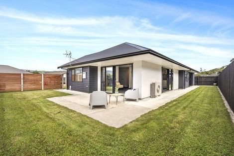 Photo of property in 9 Cory Jane Grove, Riverstone Terraces, Upper Hutt, 5018