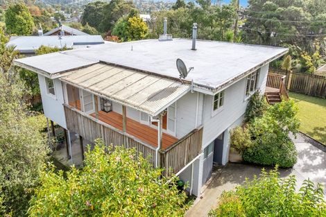 Photo of property in 24 Atkinson Road, Titirangi, Auckland, 0604